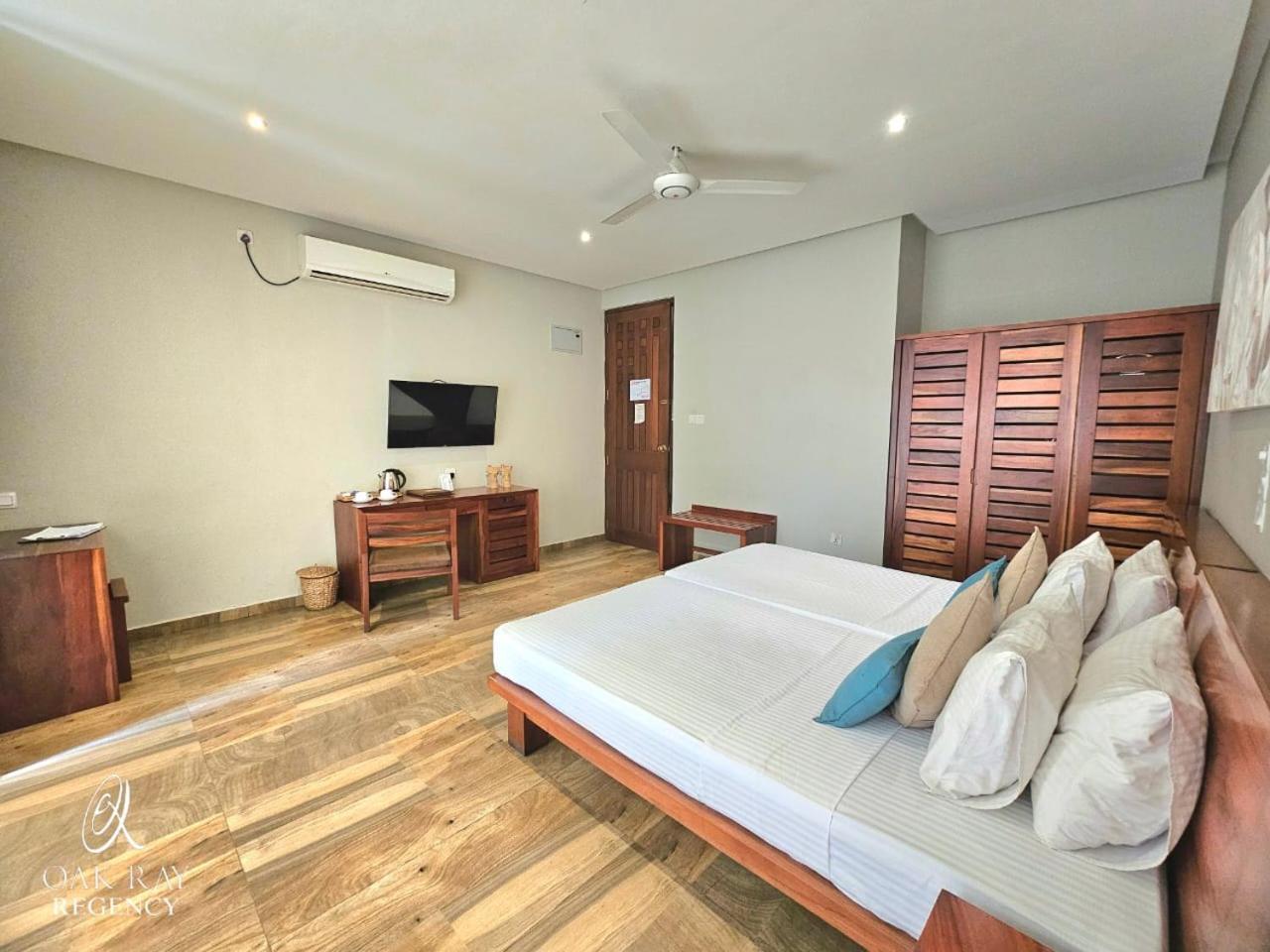 Oak Ray Regency Ξενοδοχείο Κάντι Εξωτερικό φωτογραφία